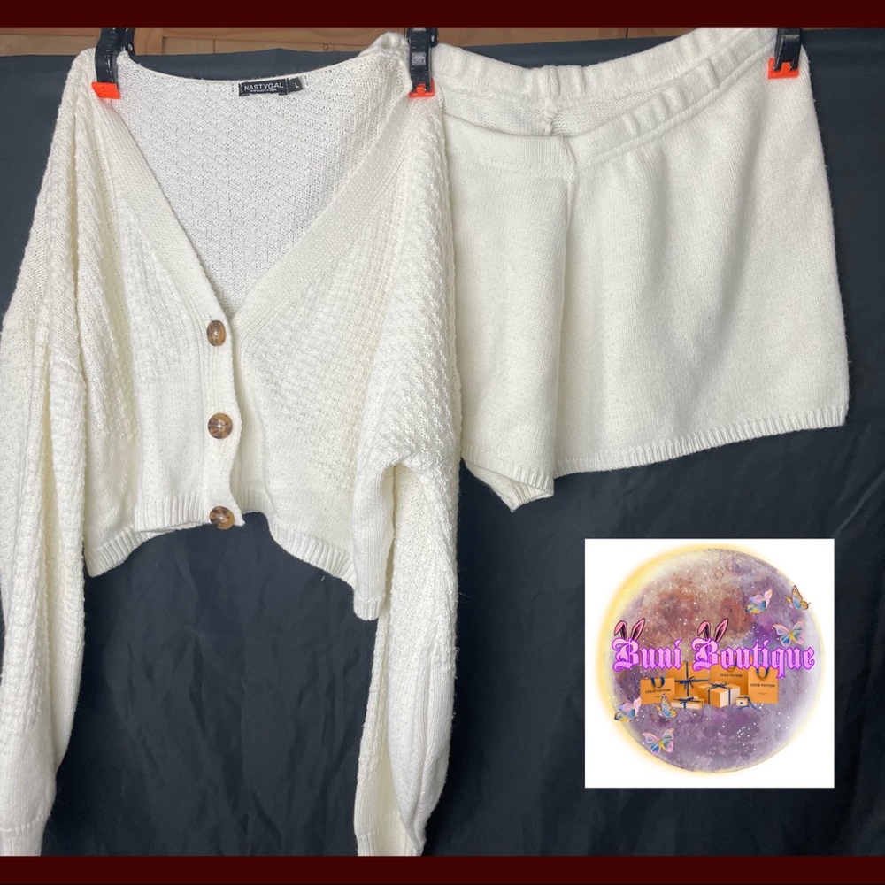 ❌SOLD-🐰Nasty Gal knit set